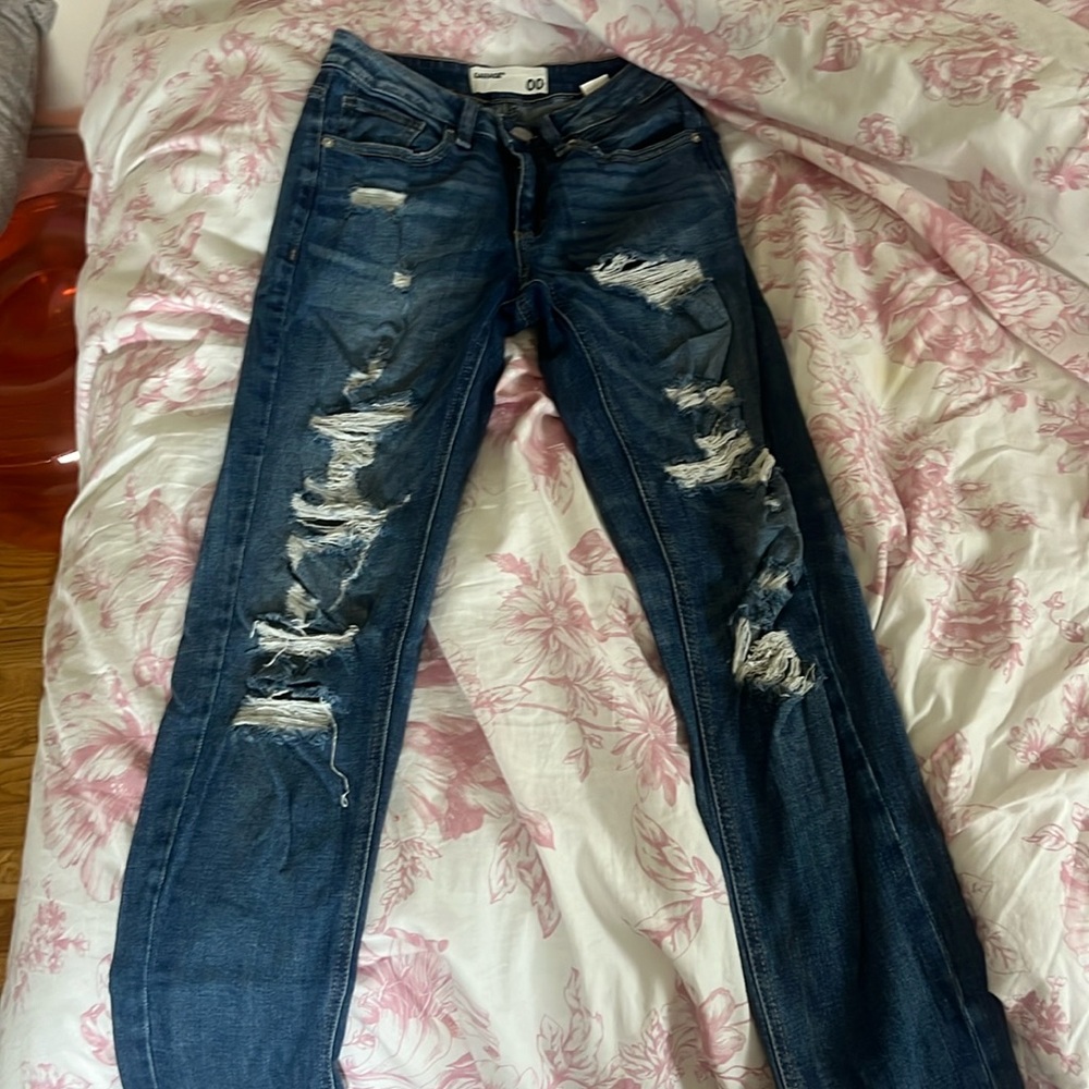 Garage ripped jeans